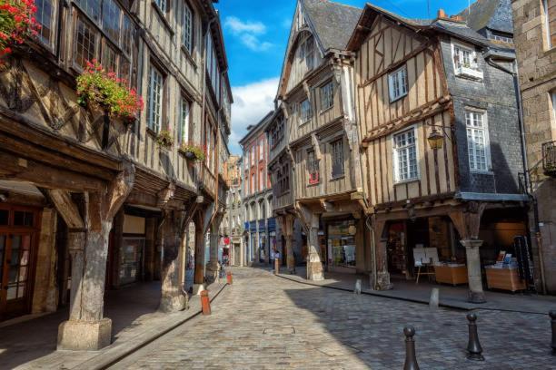 Petit Manoir Proche Dinan - Chambre D'Hotes Lanvallay 外观 照片